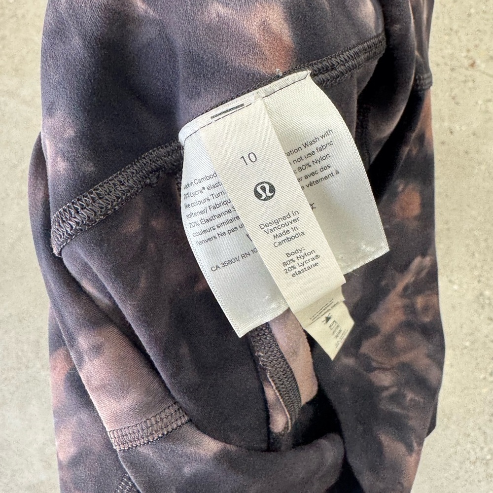 Lululemon align leggings - Picture 3 of 3